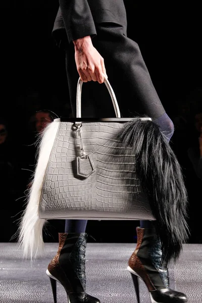 Look 55
